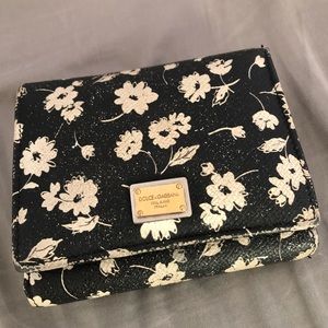 Dolce gabbana wallet